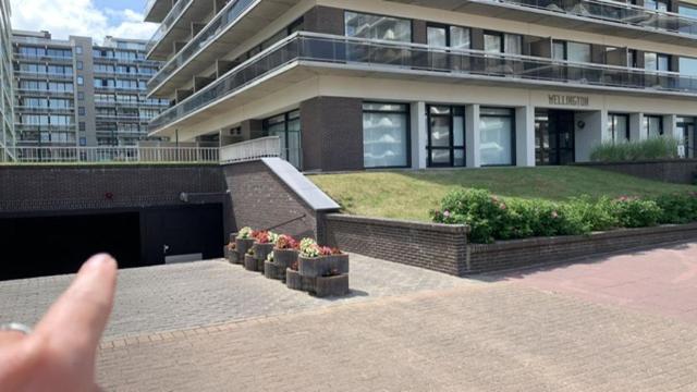 Superbe Studio Avec Une Magnifique Vue Sur La Mer. De Panne Exterior photo